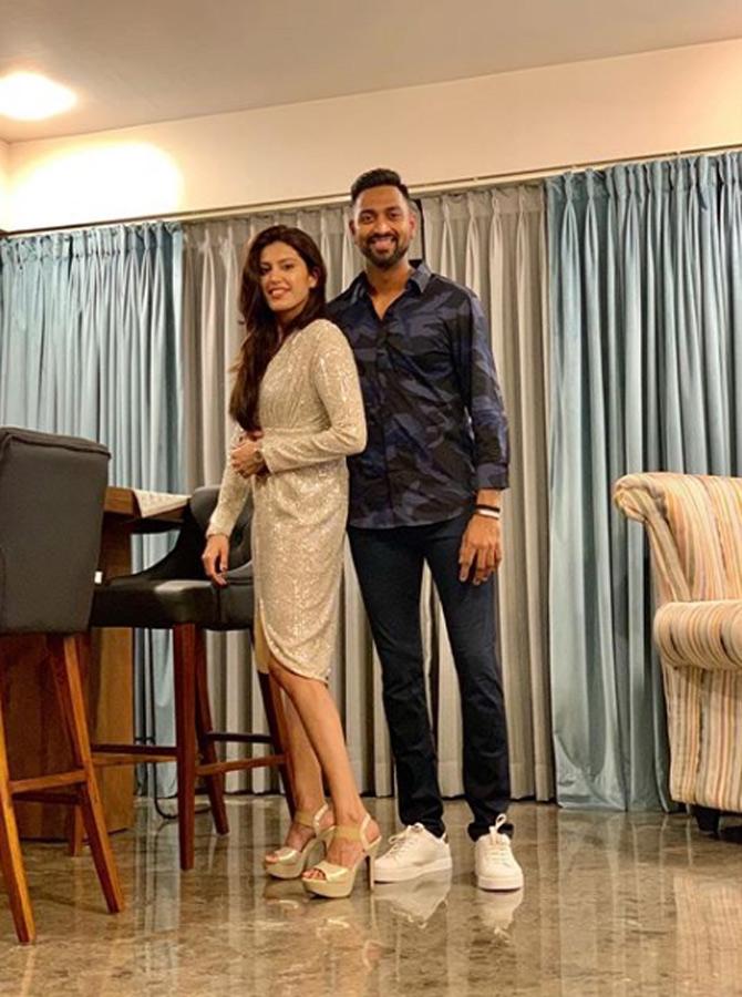 The couple were spotted shopping, going on dinner dates, meeting up with friends and having a ball in the United Kingdom.
Krunal Pandya posted this picture of himself with wife Pankhuri Sharma right before the couple were heading out for a dinner date in London.