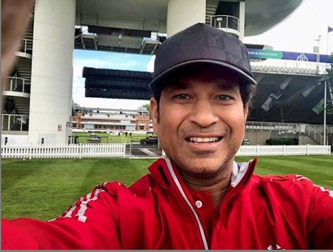 Sachin Tendulkar posted this picture and captioned it as, 