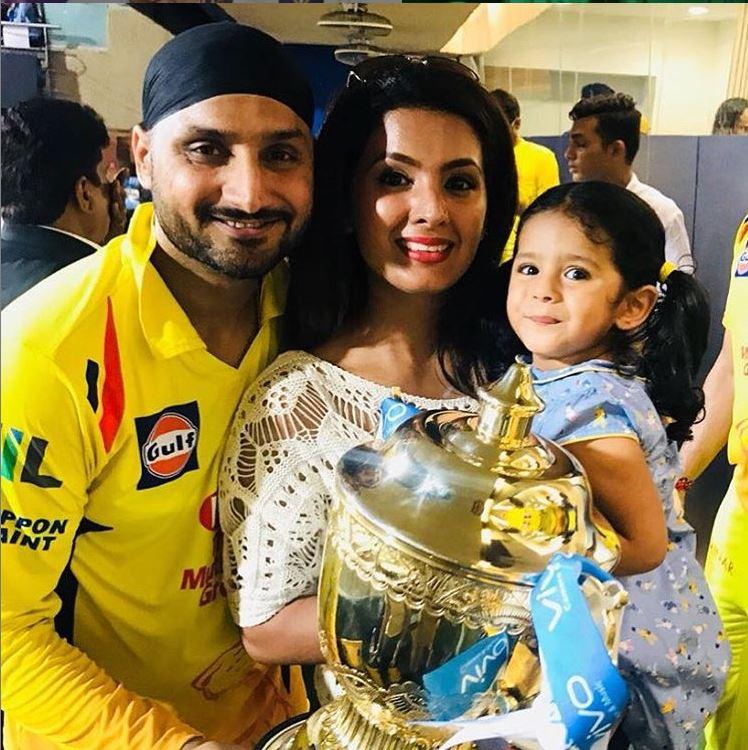 Harbhajan Singh posted this picture of himself with wife Geeta and daughter Hinaya and captioned it as, 