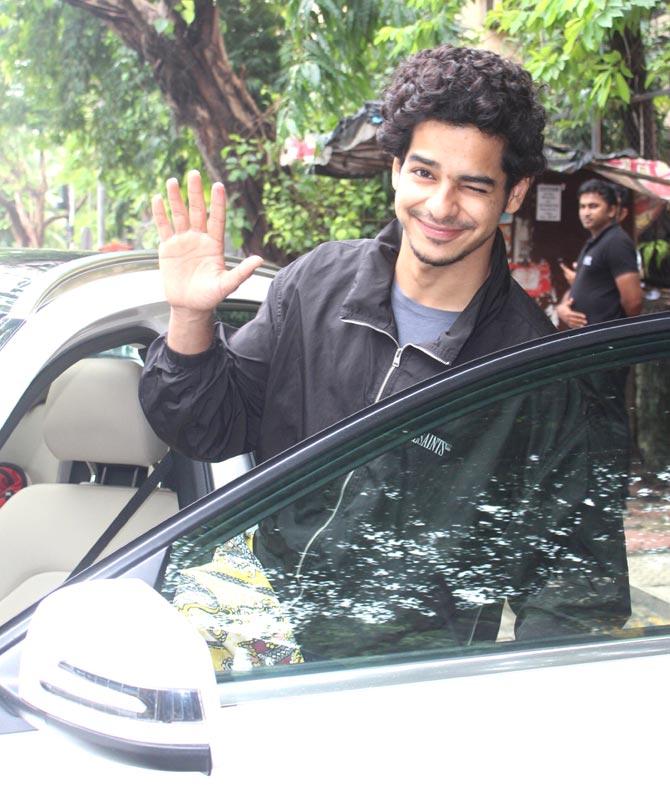 Ishaan Khatter was also snapped by the photographers in his usual playful mode. Ishaan opted for a blue t-shirt and black jacket for the outing. Ishaan who debuted with Dhadak opposite Janhvi Kapoor is all set to star in a film opposite Ananya Panday. The yet-untitled film will be produced by Ali Abbas Zafar.