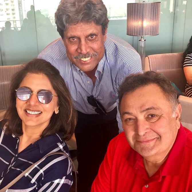 'Haryana Hurricane' Kapil Dev also visited the actor couple. Neetu shared this photo on Insta and wrote, 