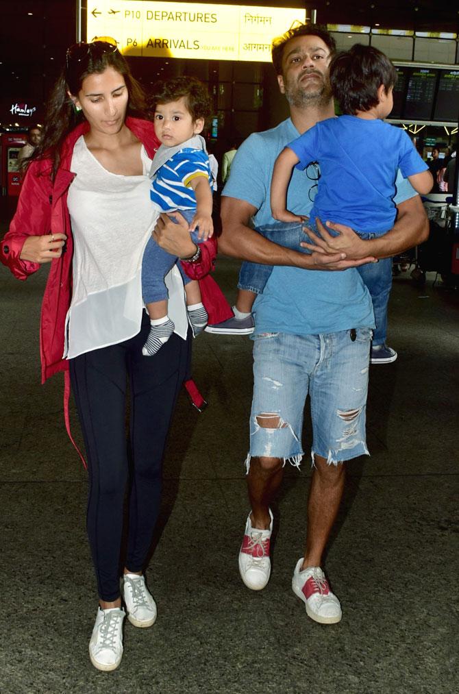 Filmmaker Abhishek Kapoor along with wife Pragya and kids Isana and Shamsher were also spotted at the Mumbai airport.