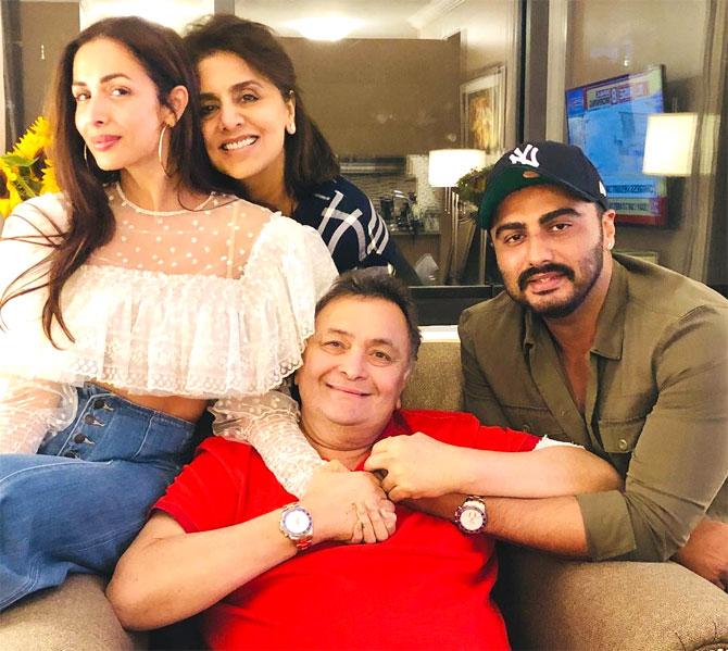 Lovebirds Arjun Kapoor and Malaika Arora, who were on a holiday in New York, also dropped by to visit Rishi Kapoor and wife Neetu Kapoor. Neetu shared an adorable image of them with Rishi and her and wrote, 