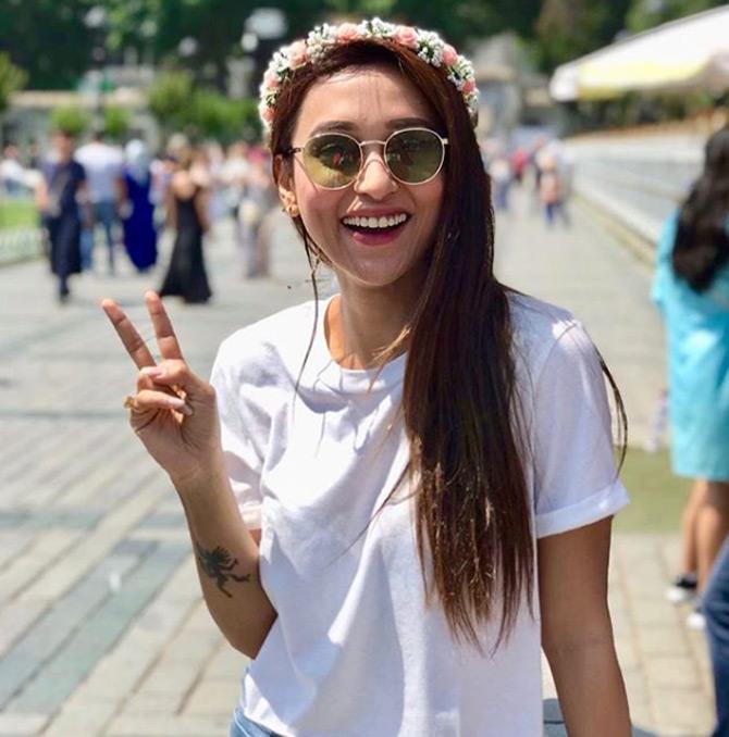Bengali actress-turned-politician Mimi Chakraborty was born on February 11, 1989, in Jalpaiguri, West Bengal. Mimi spent her childhood in Arunachal Pradesh in Deomali and later moved back to her ancestral home in Jalpaiguri City along with her family. The 30-year-old actress came into limelight after she won the 2019 Lok Sabha Elections from Jadavpur in West Bengal.