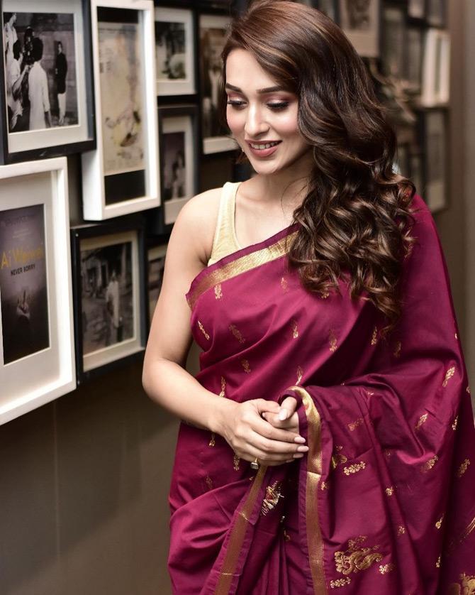 Did you know? Mimi Chakraborty did modelling for a brief period before starting her acting career. The 30-year-old model-turned-actor and politician also took part in Femina Miss India.