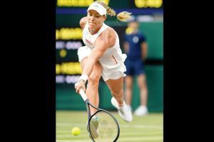 Wimbledon: Angelique Kerber witnesses shocking loss to Lauren Davis