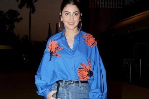 Don't miss! Anushka Sharma's funny reaction on being stuck in traffic