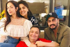 Holidaying in New York, Arjun Kapoor-Malaika Arora visit Rishi Kapoor