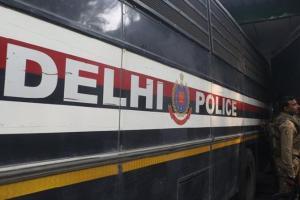Delhi police suspend two constables for assaulting auto-rickshaw driver