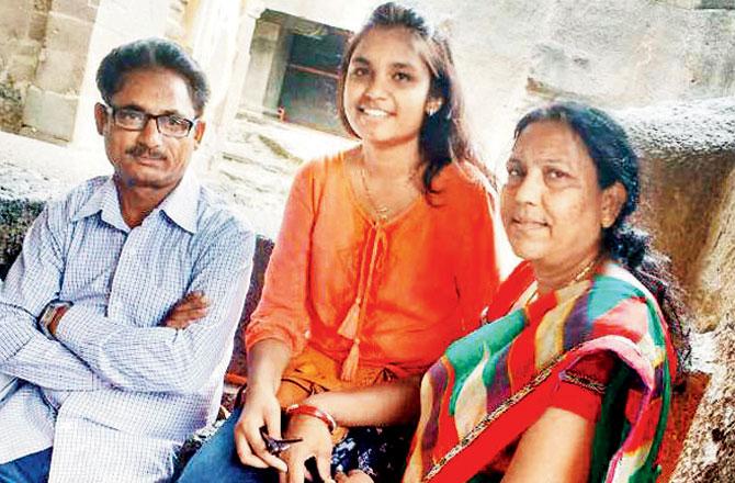 Dr Payal with her parents, who were the first to name her three tormentors in the case
