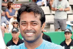 Paes-Daniell in Hall of Fame semis
