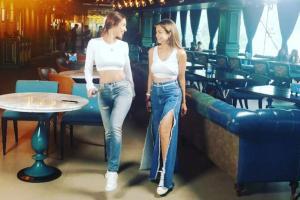 See photo: Malaika and Amrita Arora think alike; end up twinning