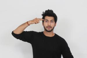 Swaragini actor Namish Taneja's car struck by lightning