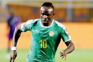 Sadio Mane helps Senegal beat Uganda