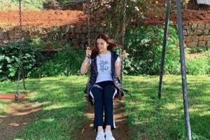 Alia Bhatt channels her inner child; tells fans to not forget to play