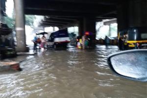 Mumbai rains: Bandra, Andheri and other parts of city start to flood