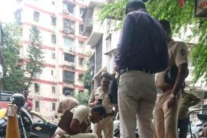 Mumbai Crime: Man attacked by wife, brother-in-law with chilly powder a