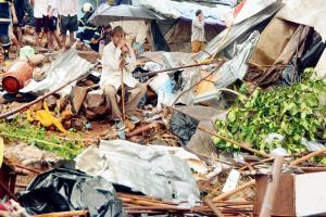 Mumbai: Residents blame authorities for Malad wall collapse