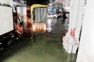 Sahar Airport under water, cargo unit faces the brunt