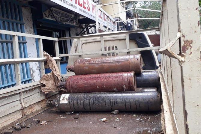 Cylinder blast in Vikhroli