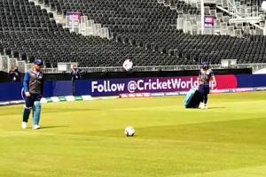 MS Dhoni plays football with pads on ahead of WC semifinal vs NZ