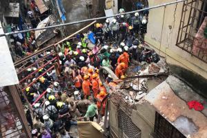 Dongri building collapse: Death toll rises to 13, 9 injured