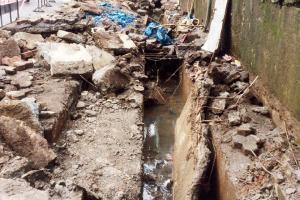 Mumbai: Search for toddler Divyansh who fell in open manhole continues
