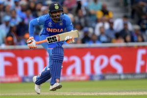  Jadeja, Dhoni heroics in vain as NZ beat India, enter final
