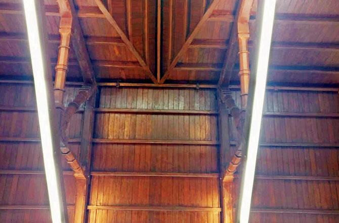 The restored ceiling in the GM