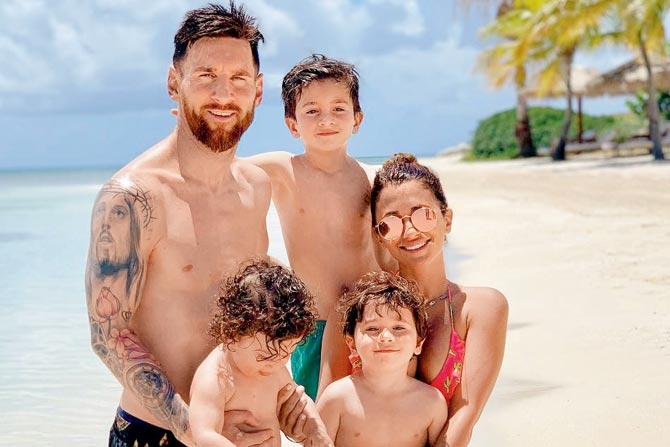 lionel messi with family