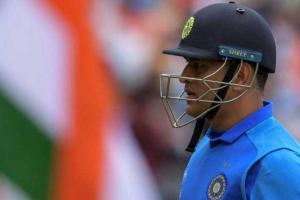 Childhood coach feels MS Dhoni can continue till T20 World Cup