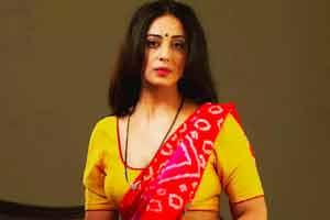 Mahie Gill opens up about her live-in boyfriend and daughter
