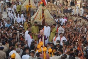 Annual Lord Jagannath rath yatra commences; Narendra Modi wishes people