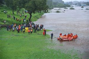 Mahalaxmi Express passengers rescued by WNC, NDRF teams