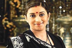 Smriti Irani is way ahead of the FaceApp challenge with this photo