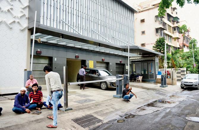 When mid-day visited the only public parking lot in the area on Wednesday, the contractor