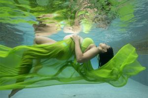 Pregnant Sameera Reddy looks like a scintillating mermaid in these pics