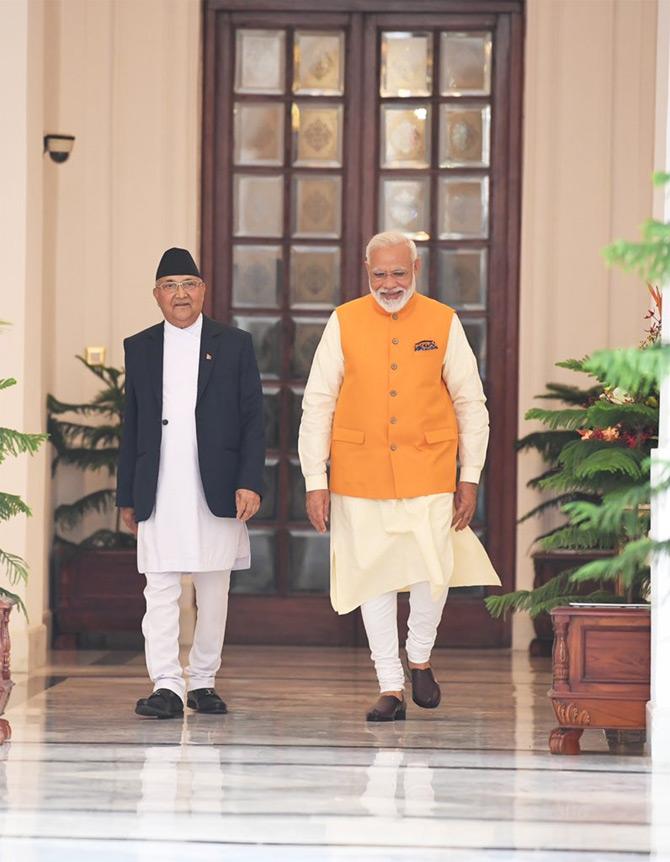 PM Narendra Modi interacted with the leaders of BIMSTEC leaders of Bhutan, Bangladesh, Nepal, Mauritius, and Sri Lanka. He focused on strengthening bilateral relations and taking India and the BIMSTEC countries to new heights.
In pic: PM Modi with PM of Nepal, K P Sharma Oli.
