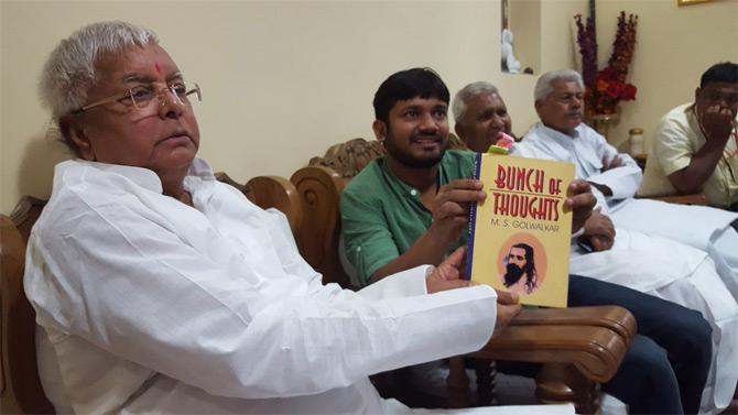 Lalu Prasad Yadav has also appeared on the big screen. He made a guest appearance in a movie called 'PADMASHREE LALU PRASAD YADAV' which was directed by Mahesh Manjrekar.
In pic: Lalu Prasad Yadav with Kanhaiya Kumar.