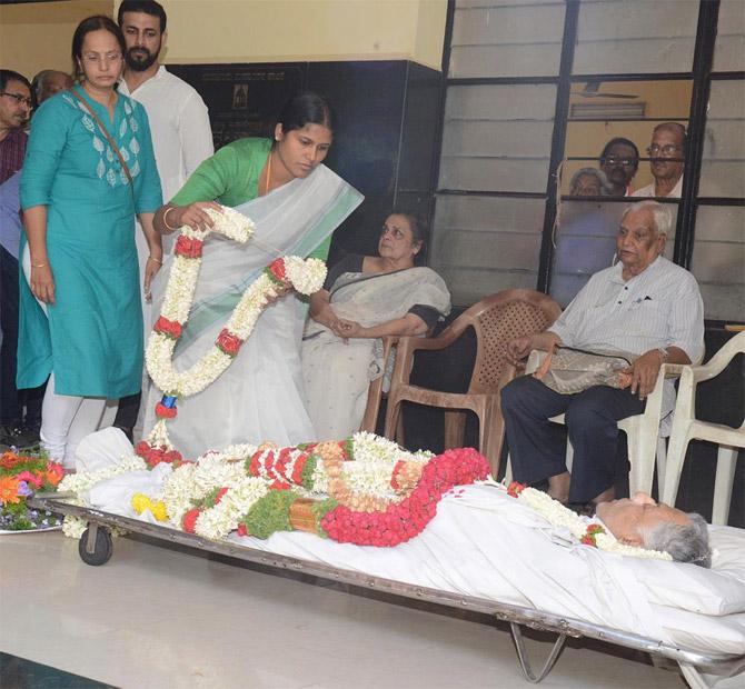 The veteran artist is survived by his widow Saraswathy Ganapathy, his son Raghu Amay and daughter Shalmali Radha.