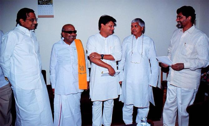 In pic: Lalu Prasad Yadav with P. Chidambaram, late M. Karunanidhi, late Madhavrao Scindia and N. Chandrababu Naidu.