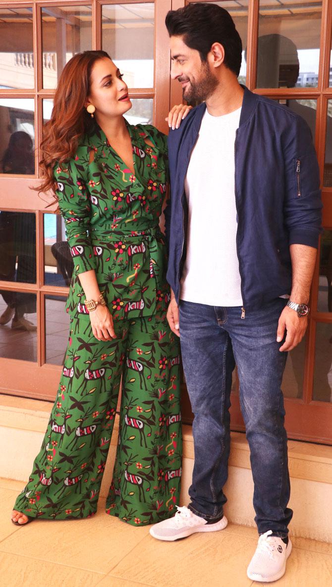 Dia Mirza said the fact that the Kashmir-set story is inspired by true events, there was a deep sense of curiosity to understand what this entire situation entailed for women and how they got their freedom.
In picture: Dia Mirza and Mohit Raina had a fun time posing for the photographers at the promotional event.