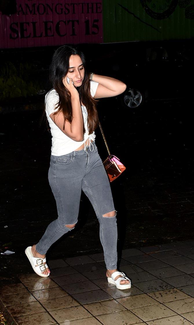 On the work front, Varun Dhawan is currently shooting for Remo D'souza's Street Dancer 3D in London with Shraddha Kapoor, Nora Fatehi and others.