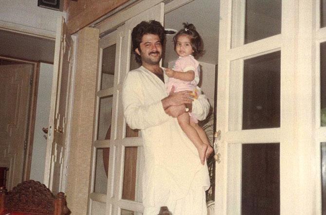 Sonam Kapoor, who is extremely active on social media, posted a lovely picture of her with dad Anil Kapoor. She captioned it, 