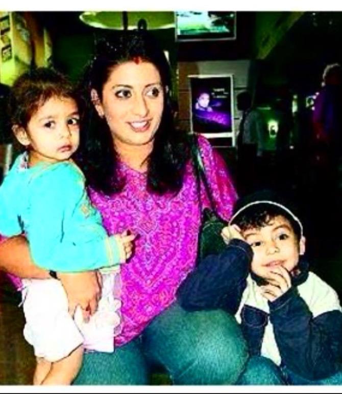 Smriti Irani shared this picture while taking a dig at herself. In the pic, the young mother Smriti is seen carrying her children Zoish and Zohr in her arms. Smriti captioned the pic: Throwback to a time when kids and weight were under control.