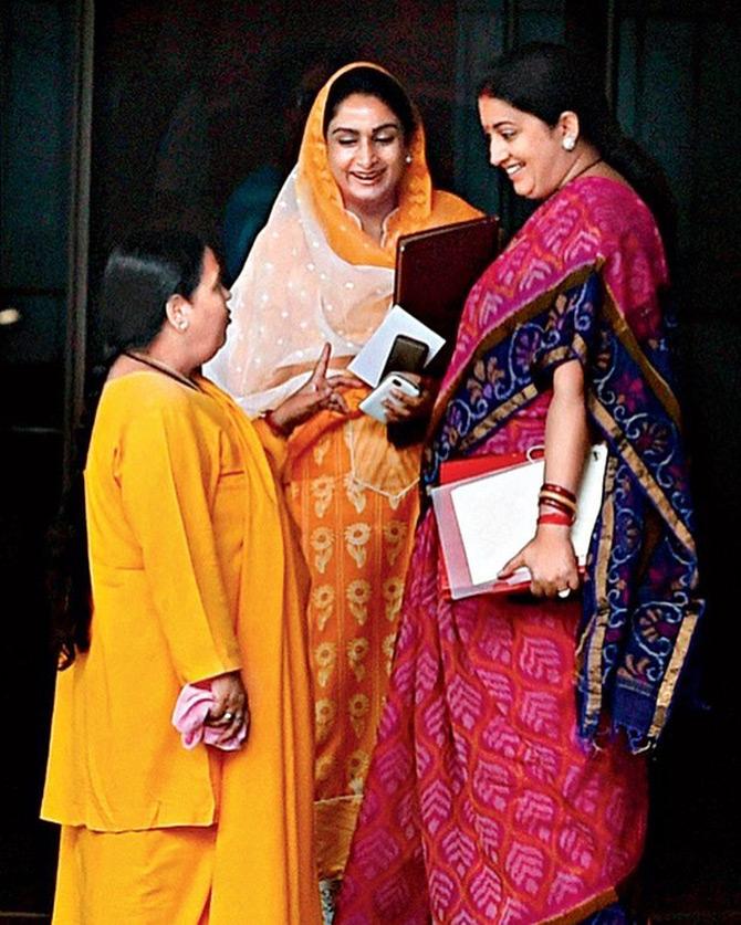 Smriti Irani shared this beautiful 'Throwback Thursday' picture which shows her giving more power to women empowerment. In the pic, Smriti is seen sharing a laugh with her friends Uma Bharti and Harsimrat Kaur Badal. Smriti shared this pic with hashtag #teendeviyan #workaholics