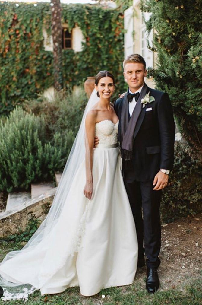 Jason Roy posted this picture with his wife Elle Moore and captioned it as, 