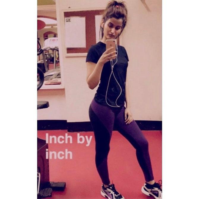 Suman Jadhav is a trained dancer. Her hobbies include reading books, cooking and meeting new people. She likes to play badminton with her family post dinner. Shivani Jadhav likes swimming and is fond of dogs