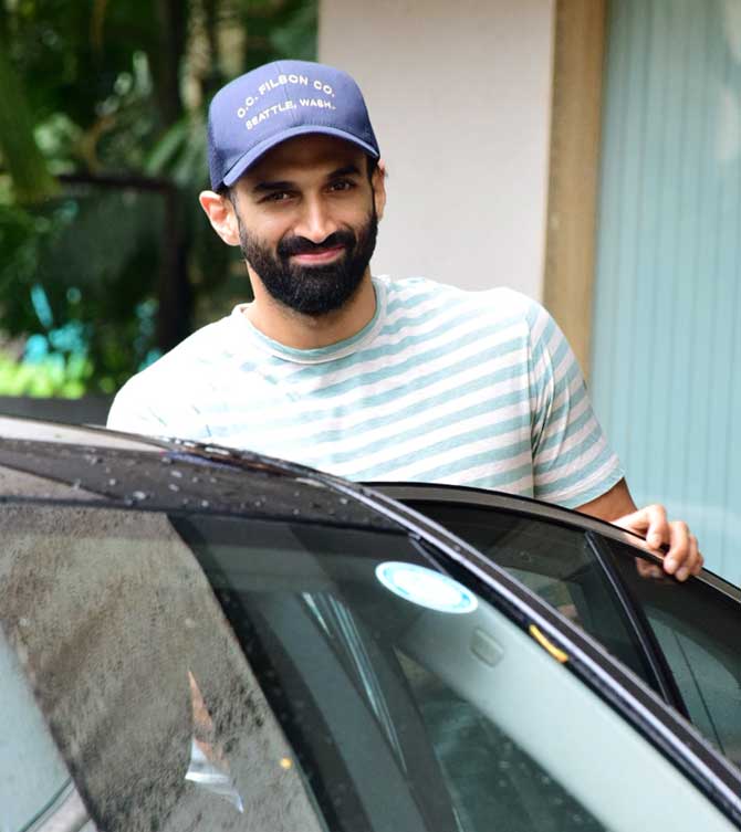 On the professional front, Aditya Roy Kapur will be next seen opposite Disha Patani in Malang. Apart from this, Aditya will also be a part of Sadak 2, starring Alia Bhatt. 