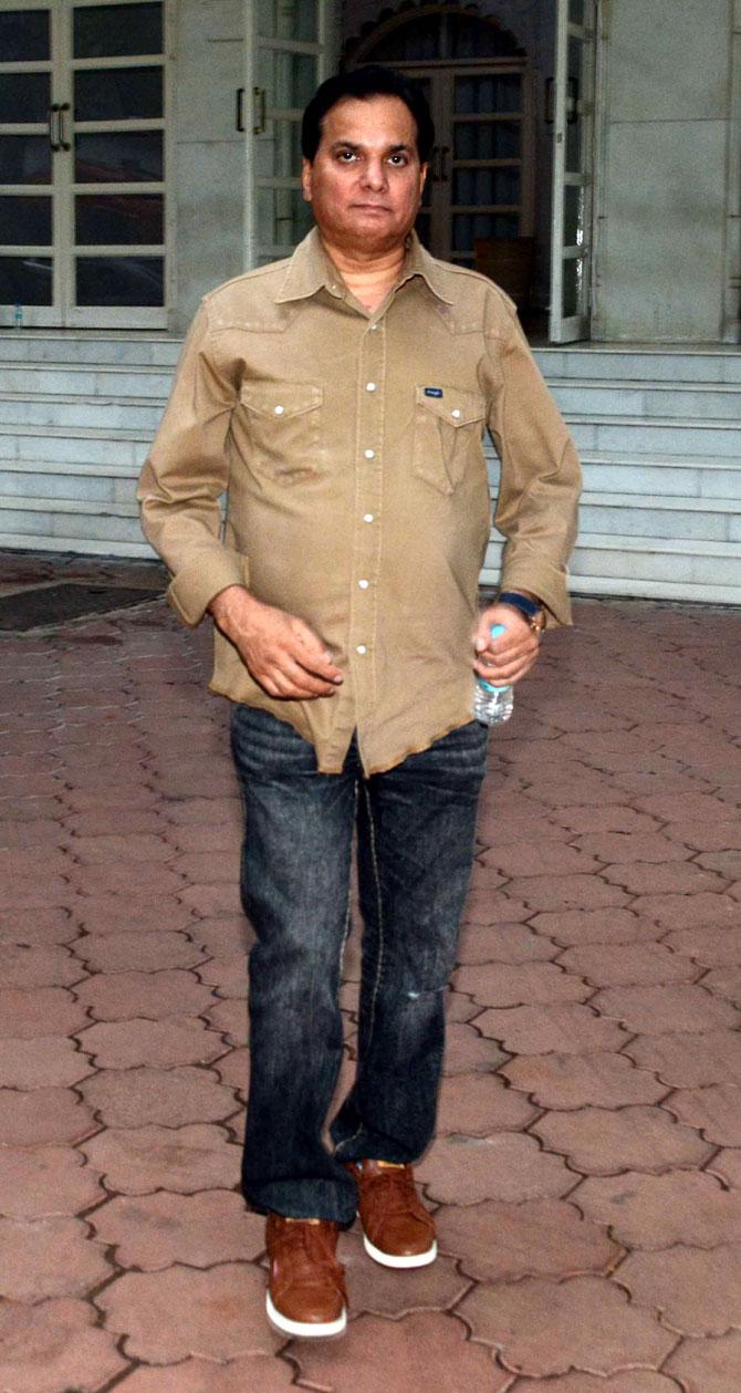 Jatin Pandit came to offer his condolences to Justine Rumeau Nihalani's family at ISKCON Temple, Juhu.